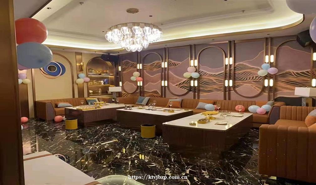 北京夜场招聘服务员/男模/模特-不穿工衣翻台率高